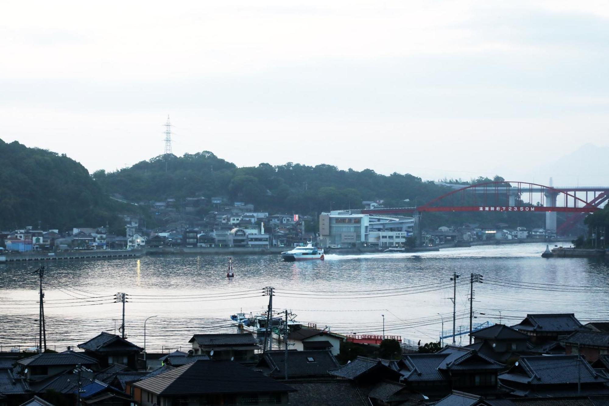 ゲストハウス 瀬戸内ライフ Kure Buitenkant foto